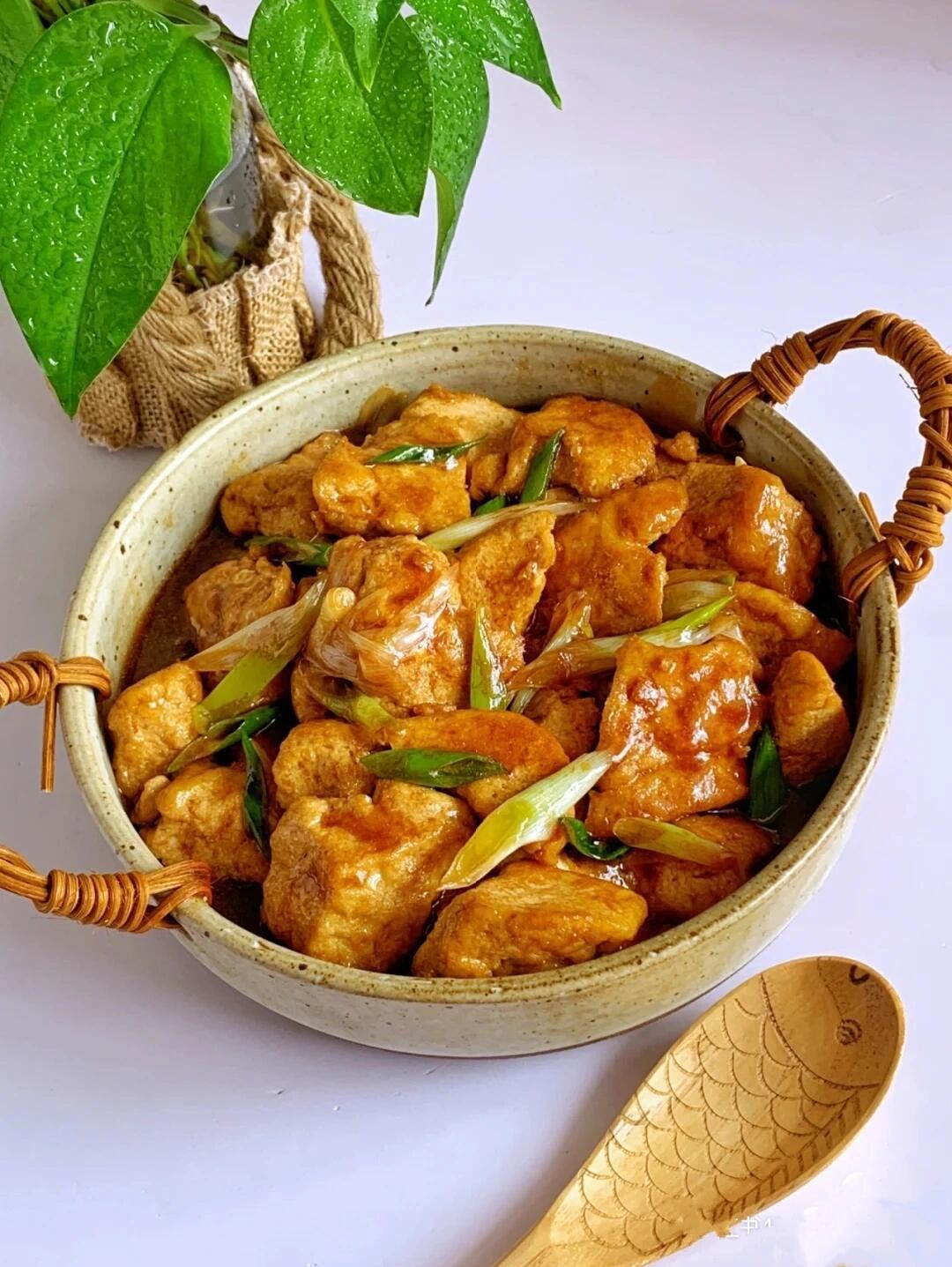Easy Braised Tofu with Scallions