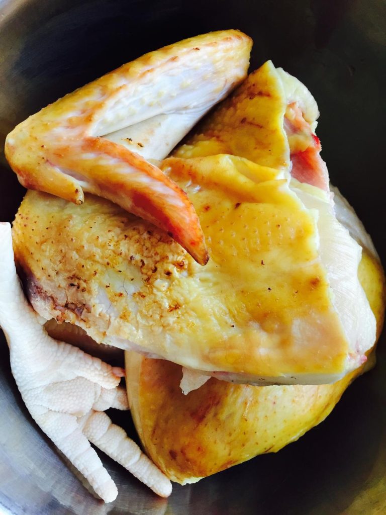 wash the chicken thighs and set them aside.