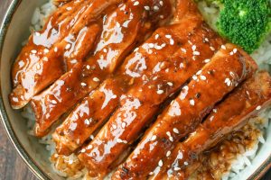 Black Pepper Chicken Rice Bowls