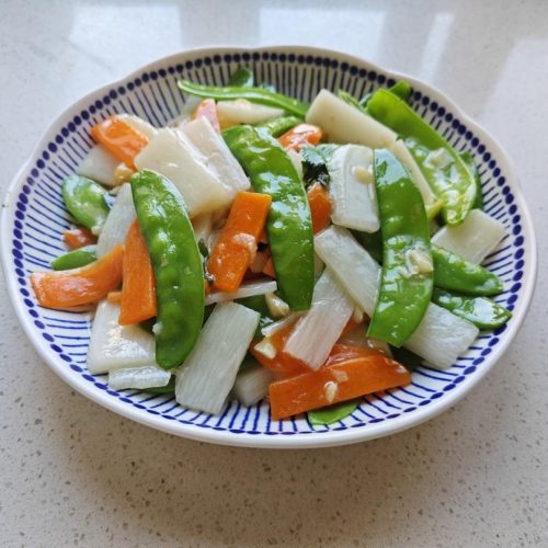 Crisp Stir-fried Snow Peas and Chinese Yam