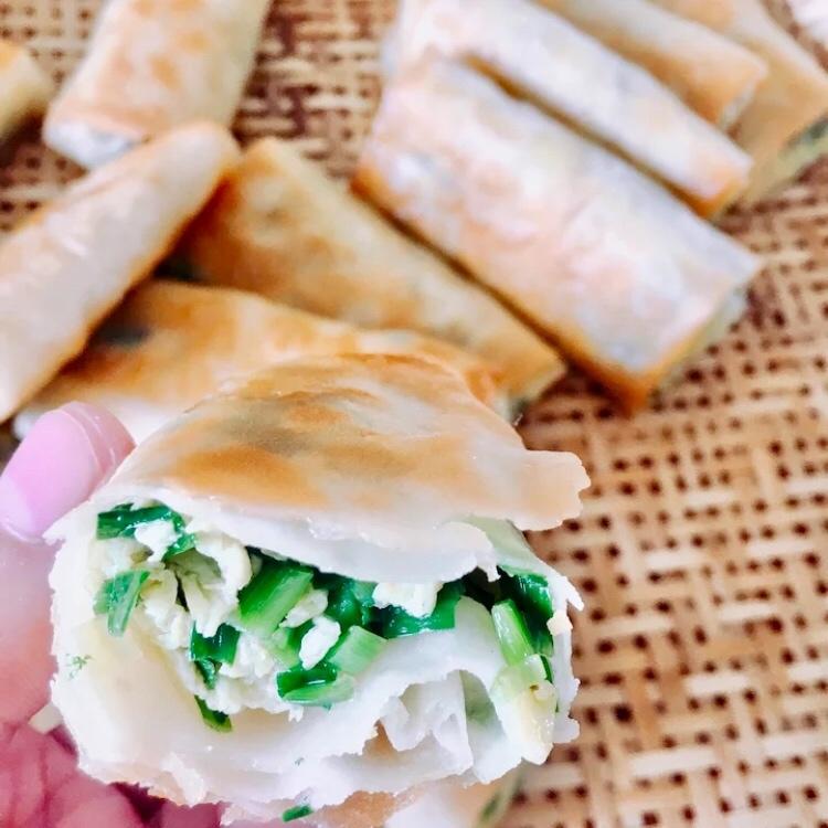 Leek and Egg Spring Rolls