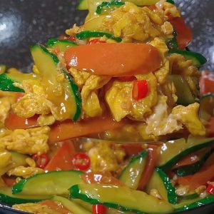 Cucumber and Egg Stir-fry with Ham
