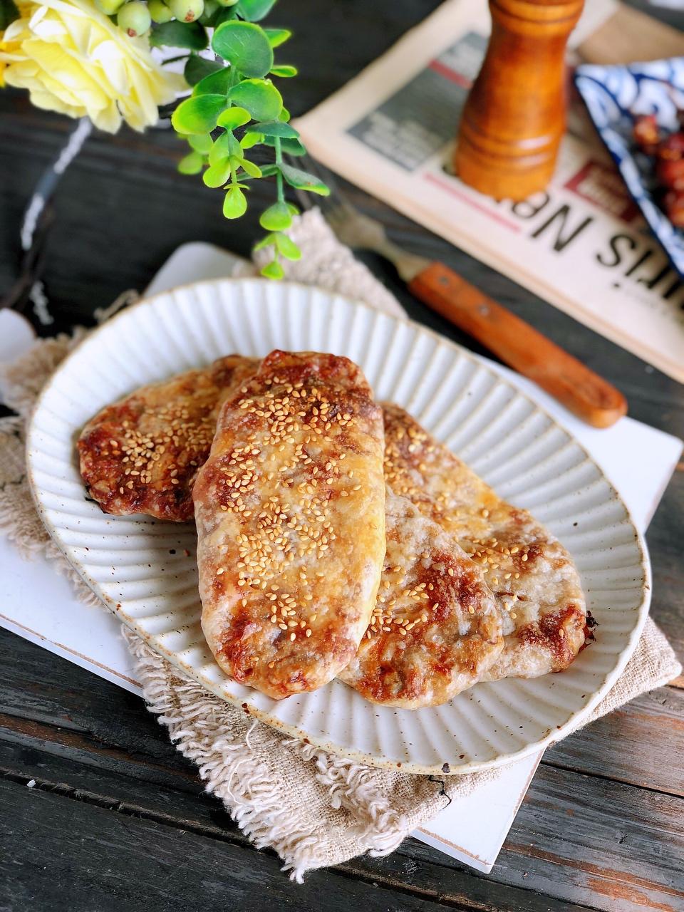 Easy Pork and Onion "Guokui"