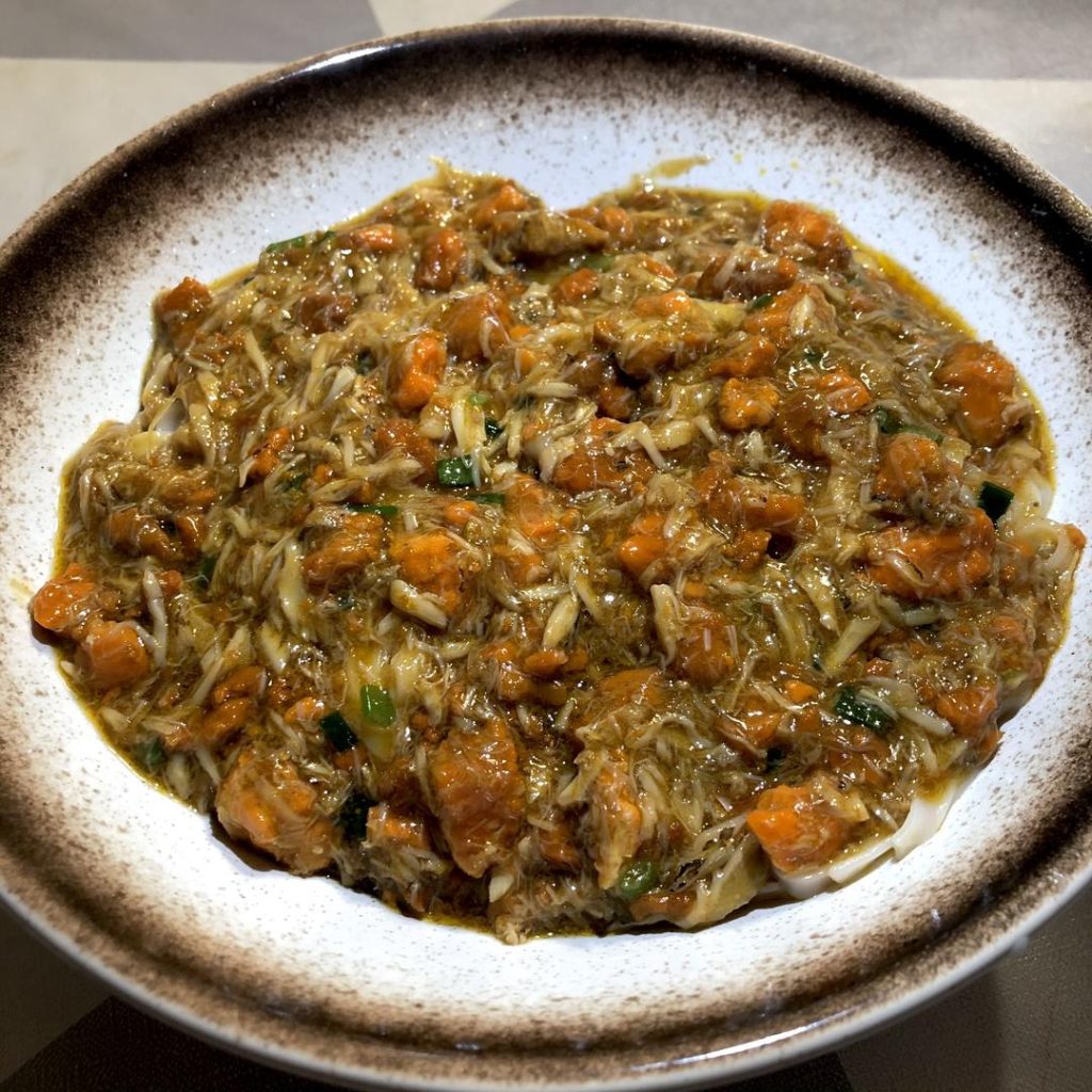 Golden Crab Roe Noodles