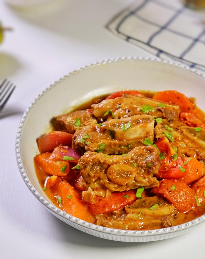 Provence-Style Braised Beef Short Ribs with Tomato