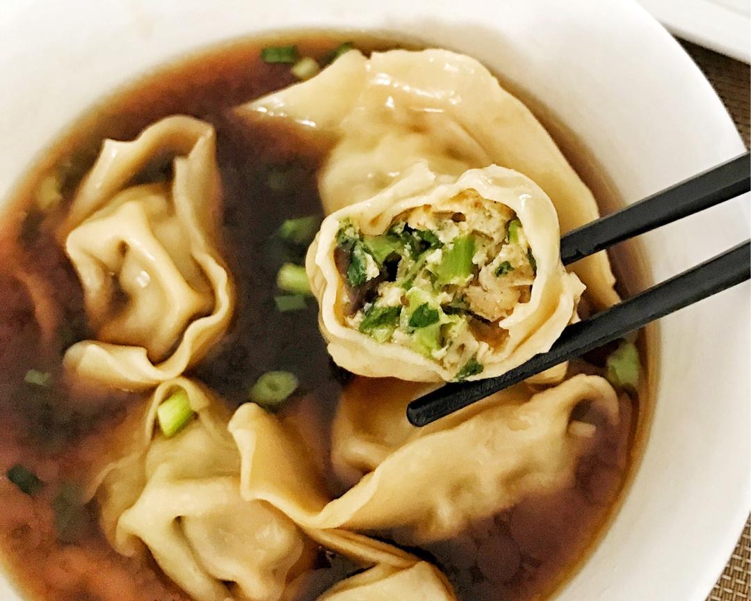 Shanghai Pork and Vegetable Wontons
