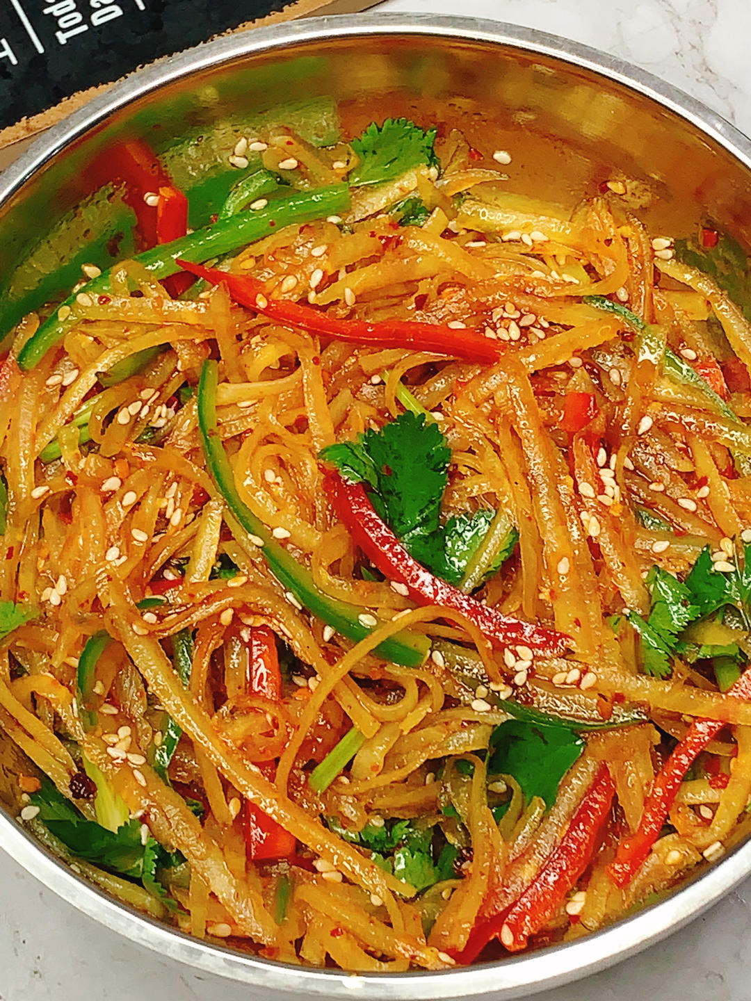 Sour and Spicy Shredded Potato Salad