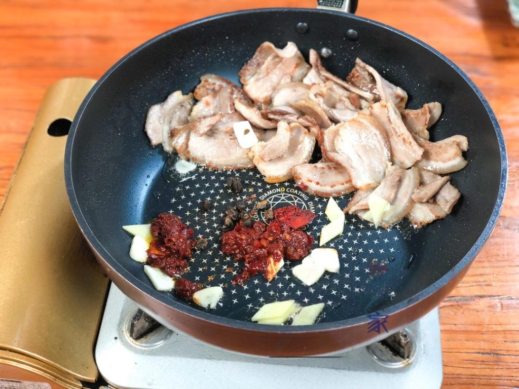 Fry the Aromatics