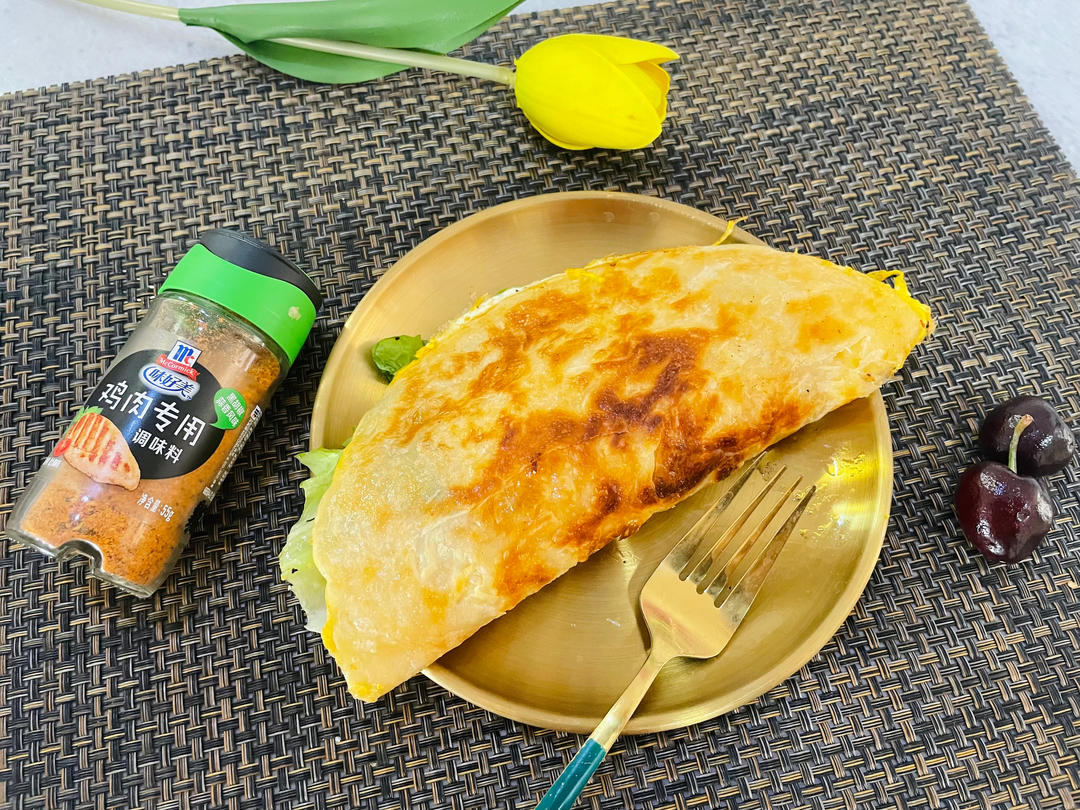Black Pepper Garlic Scallion Pancake Roll