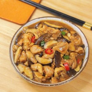 Braised Chicken with Mushrooms