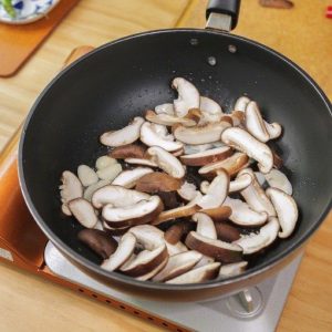 Cook Mushrooms & Chicken