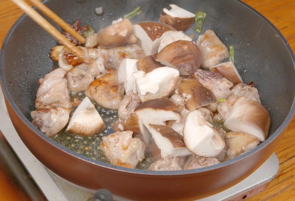 Add the mushroom chunks to the pan and toss briefly