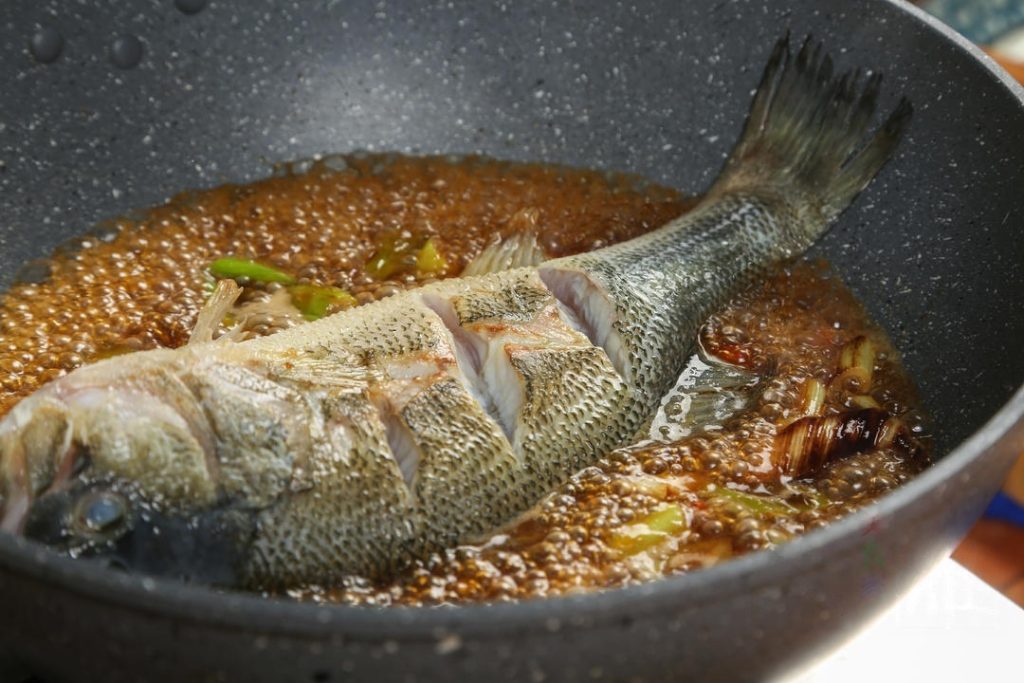 Braise the Fish Once the beer is bubbling, pour in your pre-mixed Sauce Bowl.