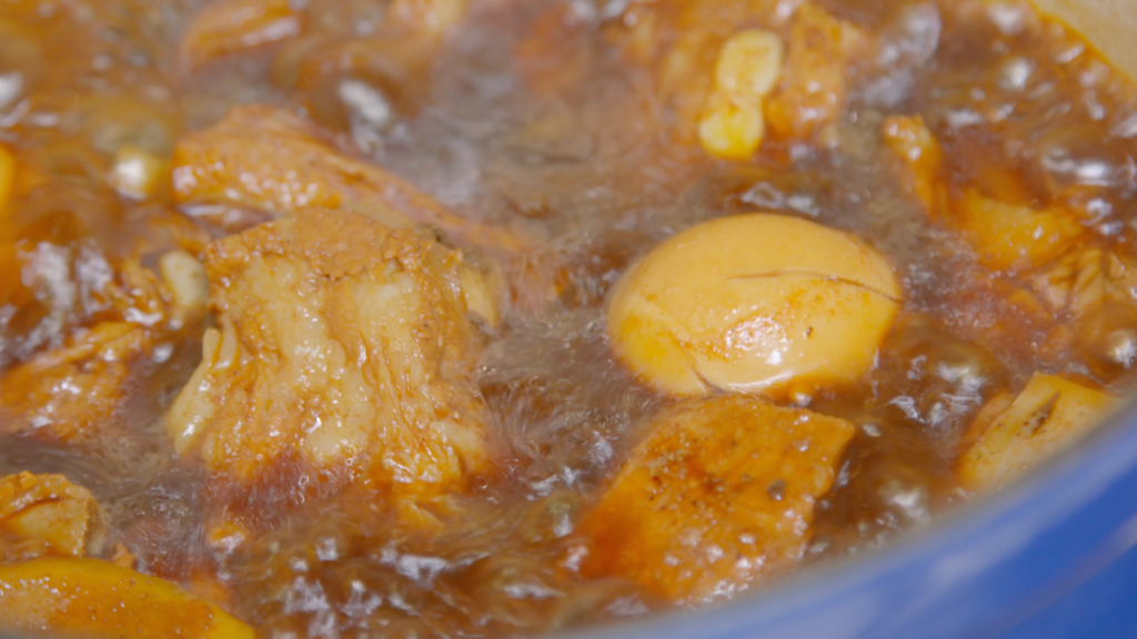Bring to a boil, then reduce heat to low. Cover and simmer for 40 minutes.