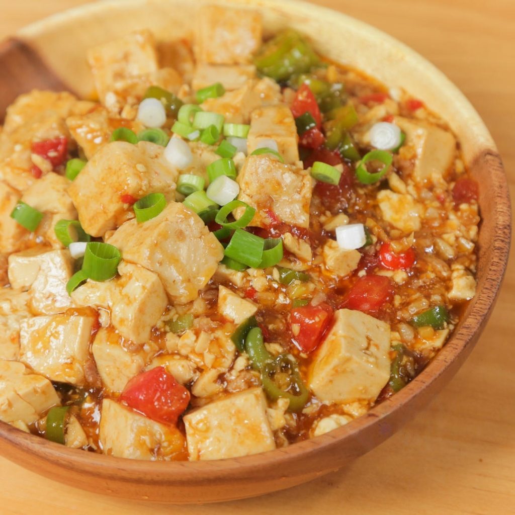 Braised Tofu with Fresh Chilis and Minced Pork
