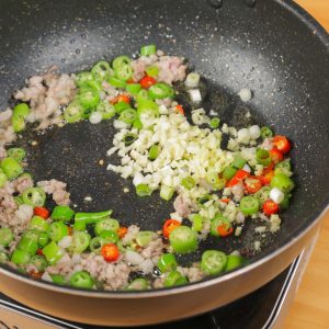 Aromatics & Chilis