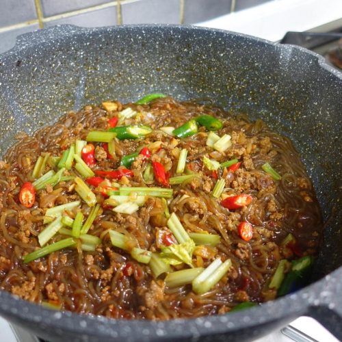 Braised Vermicelli with Minced Pork