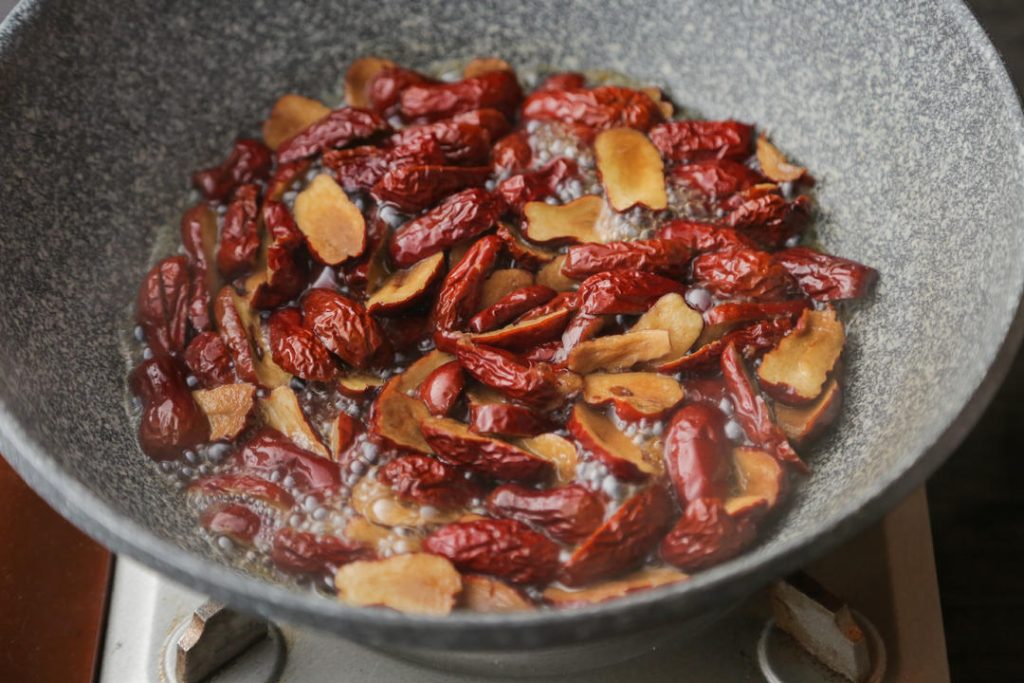 Simmer the Dates