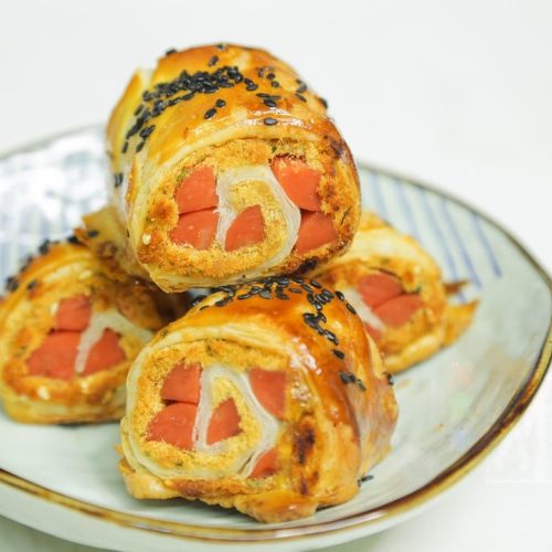 Crispy Pork Floss and Ham Rolls