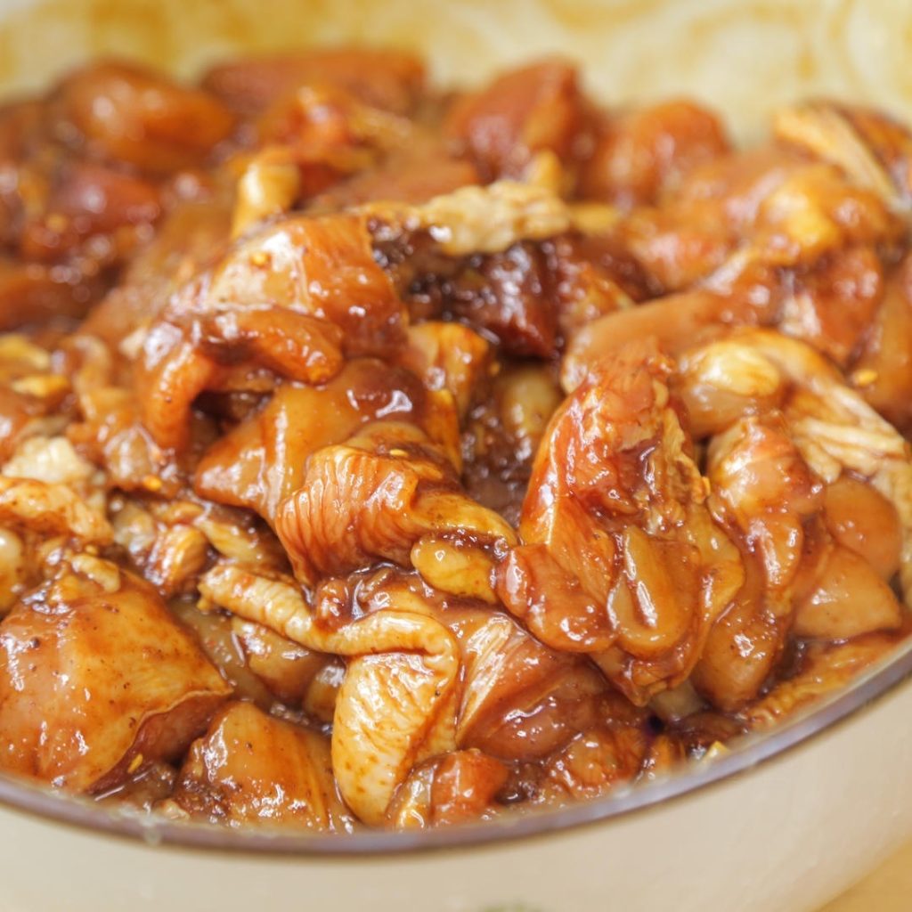 Mix: Use your hand to massage the marinade into the meat until it feels sticky and the liquid is absorbed. Let it sit for 20 minutes.