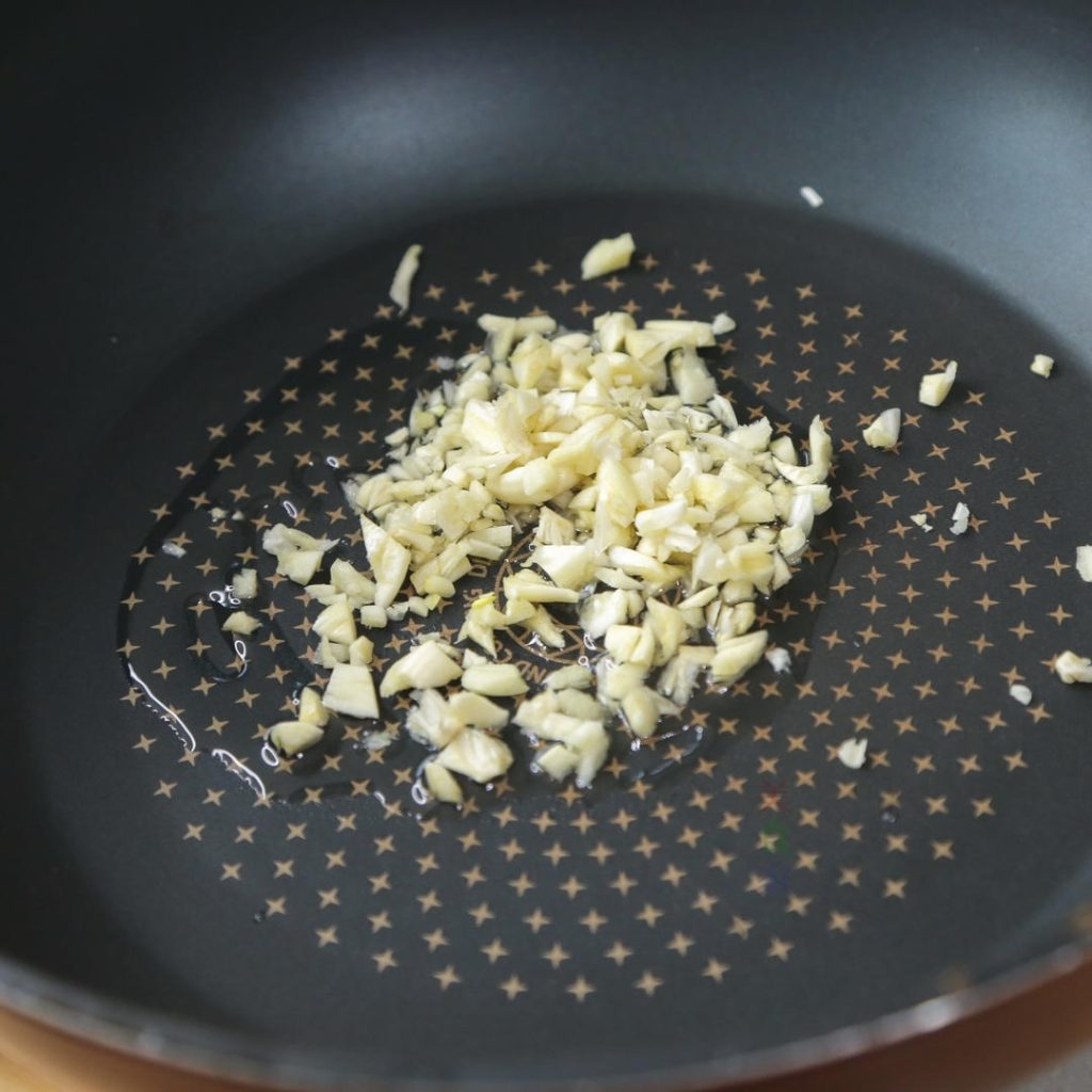 Bloom the Garlic