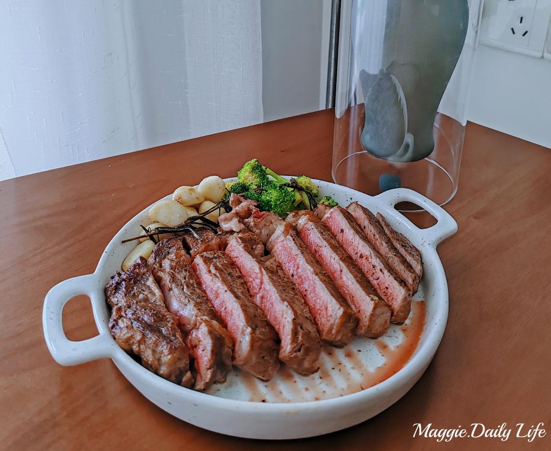 Pan-Seared Steak