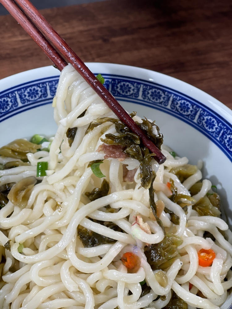 Pickled Mustard Green Noodle Soup