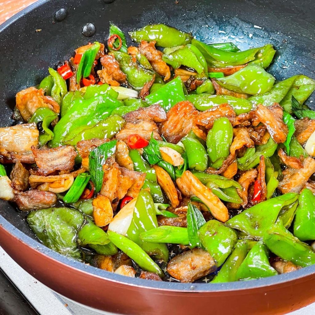 Pork Stir-fry with Green Peppers
