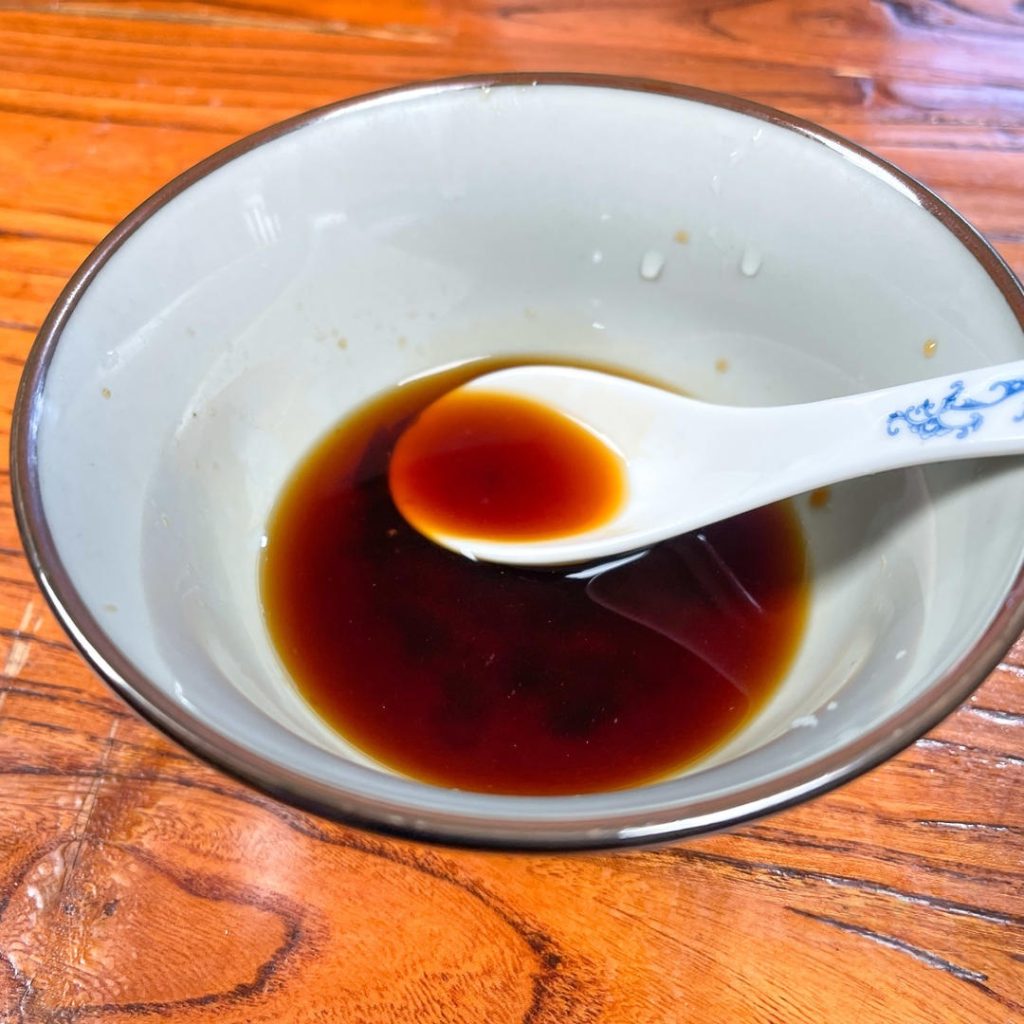 Mix the sauce ingredients in a small bowl.
