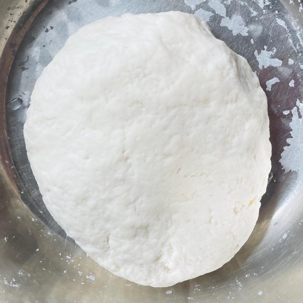 Prepare the Dough (The "Semi-Hot" Method)