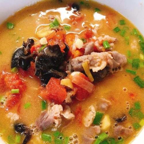 Sour Tomato Beef Soup