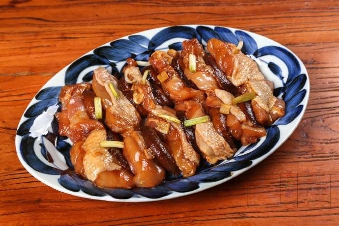 Steamed Mushroom Chicken