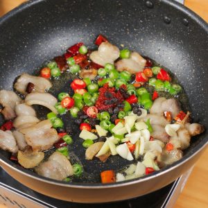 The "Baoxiang" (Infusing Flavors)