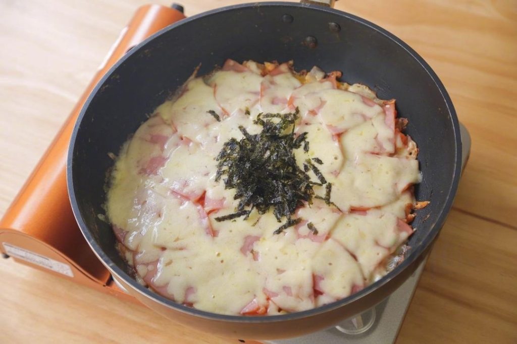 Stovetop Cheesy Baked Rice