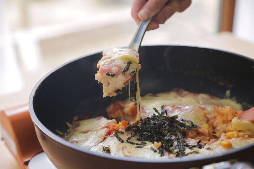 Stovetop Cheesy Baked Rice