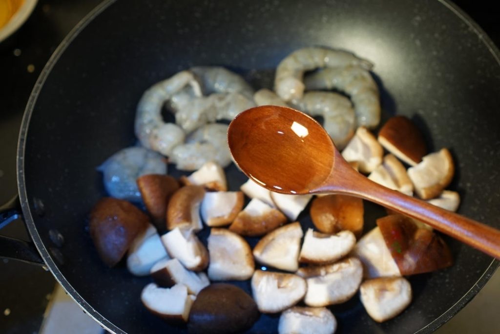 add 1/4 teaspoon of salt (adjust to taste), 2 tablespoons of neutral oil