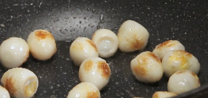 Make the Tiger Skin Eggs