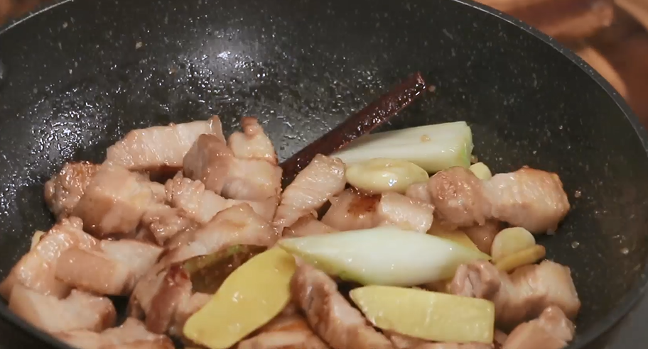 Dry-Fry the Aromatics and Pork