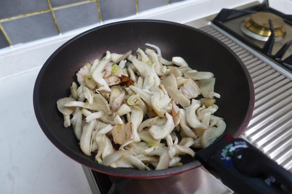 Sear the Pork And Add Mushrooms