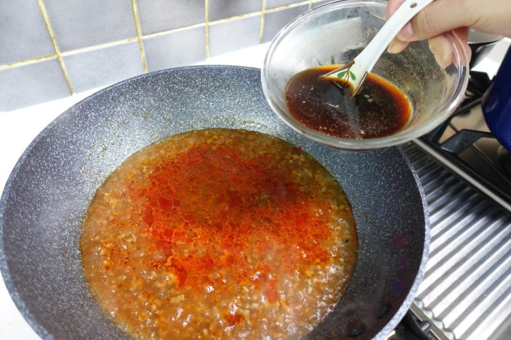 Fry the Meat and Paste