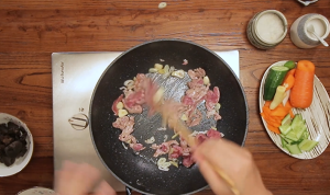 Stir-fry the Pork