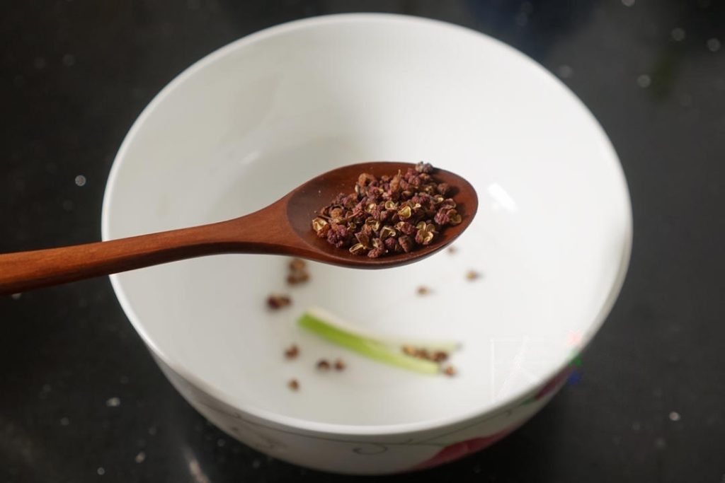 Make the "Peppercorn Water"