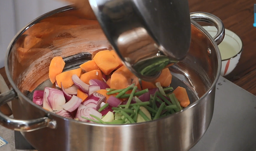 The Braise (Creating Flavor)