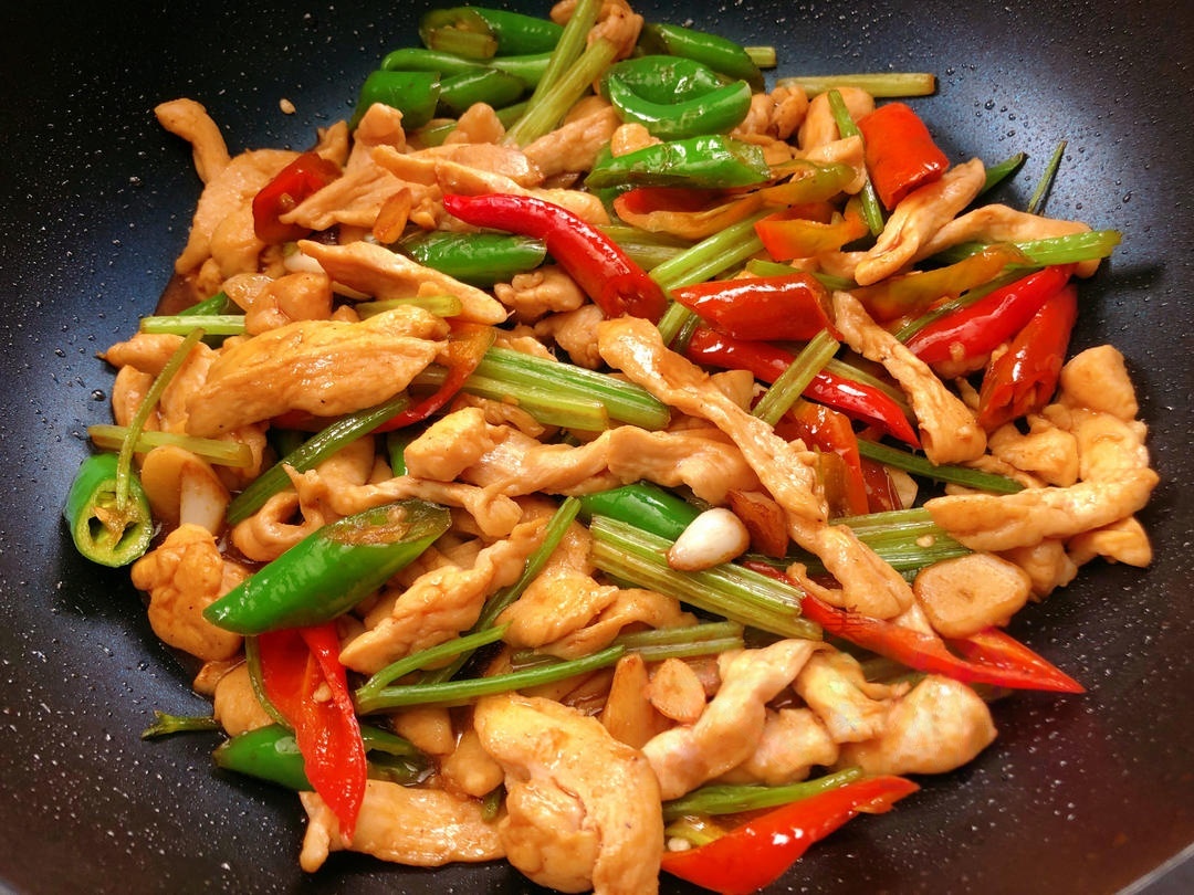 Super Tender Stir-Fried Chicken Breast