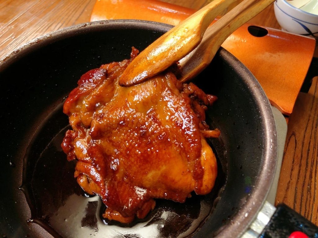 Glaze: After 5 minutes, remove the lid. Turn the heat up to high to reduce the sauce.