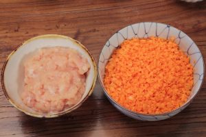 Mince the Chicken And Chop Veggies