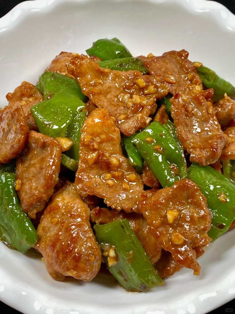 Stir-fried Pork Tenderloin with Chili Peppers