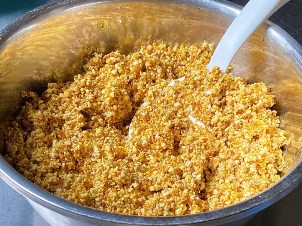 Mix with Honey (10 minutes)
