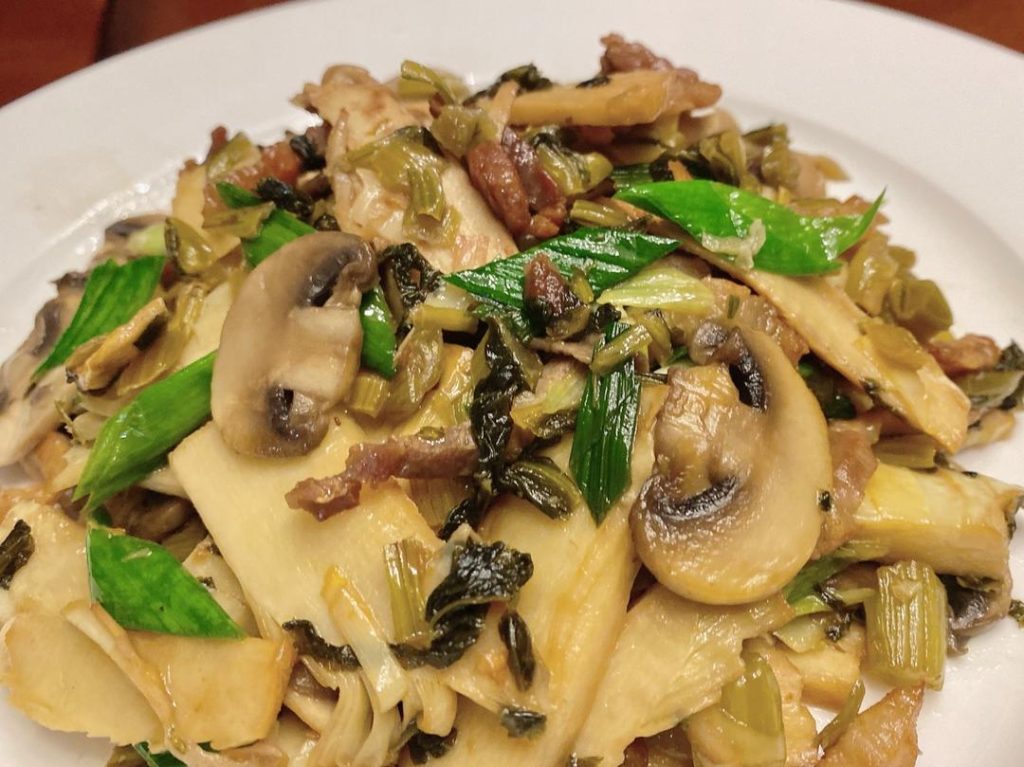 Finish with Green Garlic (30 seconds)