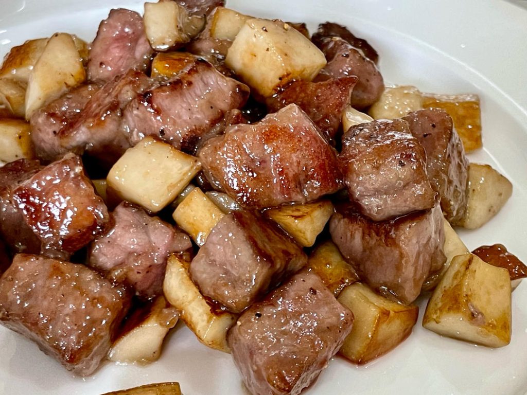 Final Touch: Generously grind fresh black pepper and sea salt over the mixture. Turn off the heat, give it a final toss, and plate immediately.